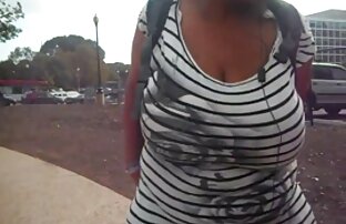 XXX Ein Mann, eine Blondine in reife brust beiden Löchern am Strand