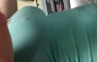 XXX Busty Reisende lecken und finger reife riesentitten ficken draußen