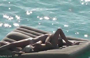 XXX Mulatte hilft Freundin machen Liebe mit Freund reifetitten