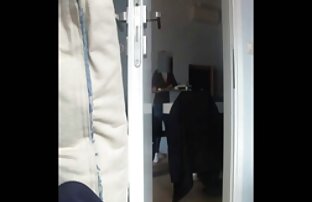 XXX Hahal fry Hut zu einem Schüler reife nackte brüste in blauen Hosen, und wenn er es tat.